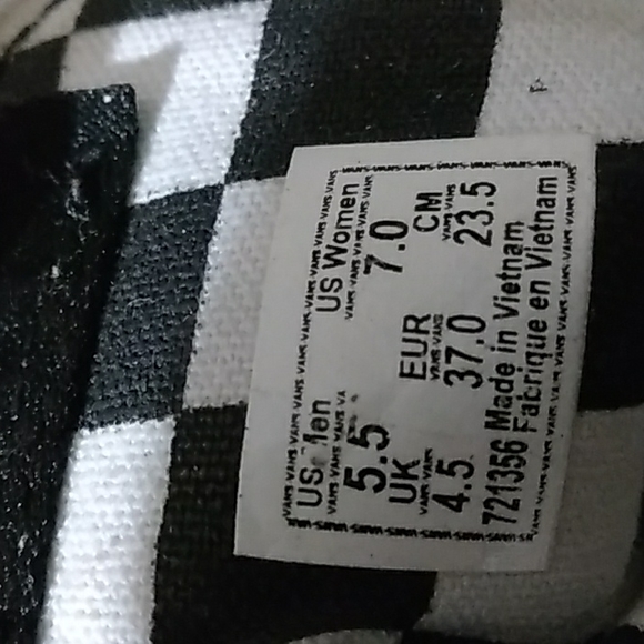 Vans - Picture 4 of 4